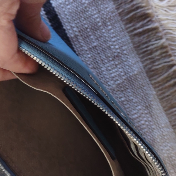 Michael Kors Blue Pebble Leather Single Zip Clutch with Wrist Strap - Picture 6 of 16